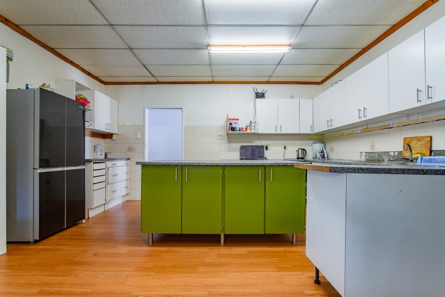 3 Bedroom Property for Sale in Lemoenkloof Western Cape